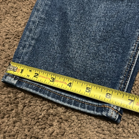 EUC American Eagle Mom Straight Jeans-Sz 4R-Med Wash-Distressed-58% Cotton - Picture 8 of 16